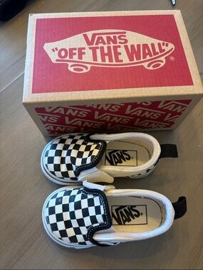 Vans Baby Checkerboard Slip-On Sneakers - Black & White - Size 4
